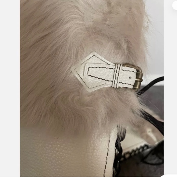 LOUIS VUITTON Cream Leather and Fur Trim Lace Up Boots sz 40 - Picture 7 of 7